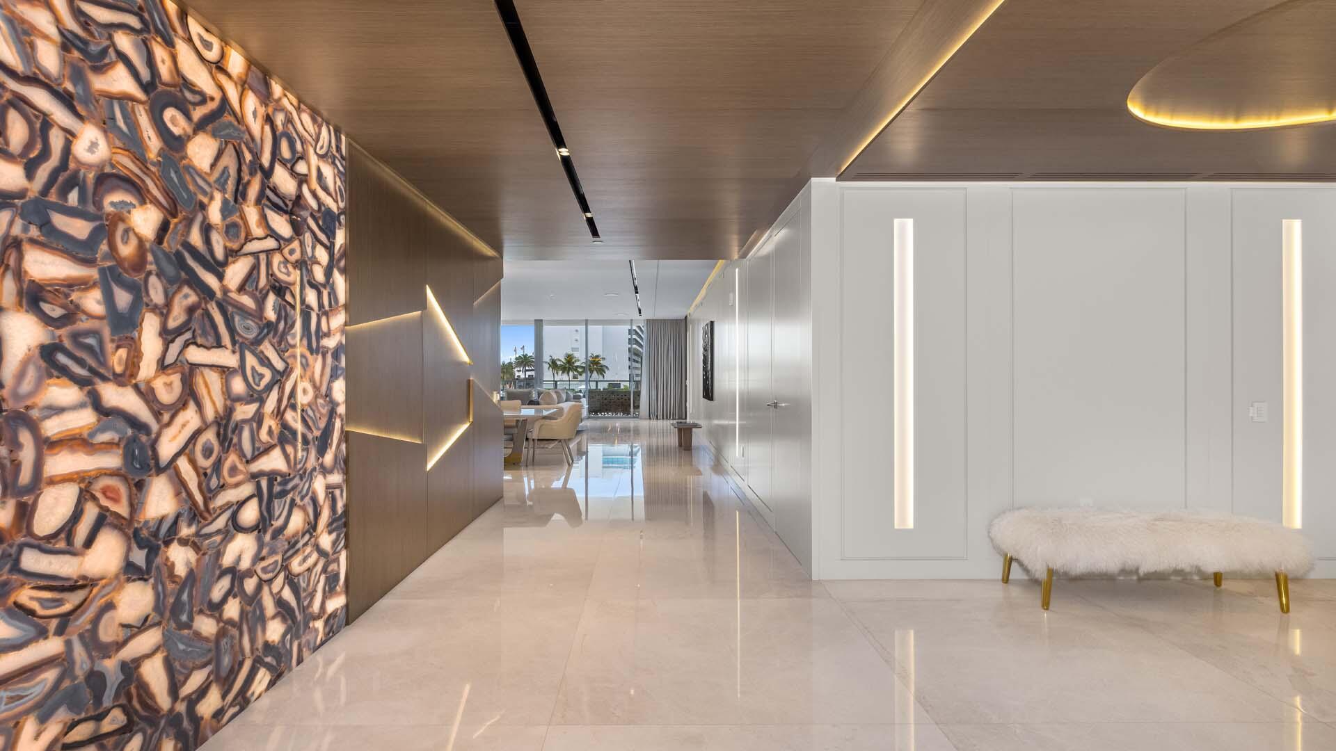 725 S Ocean Boulevard 206