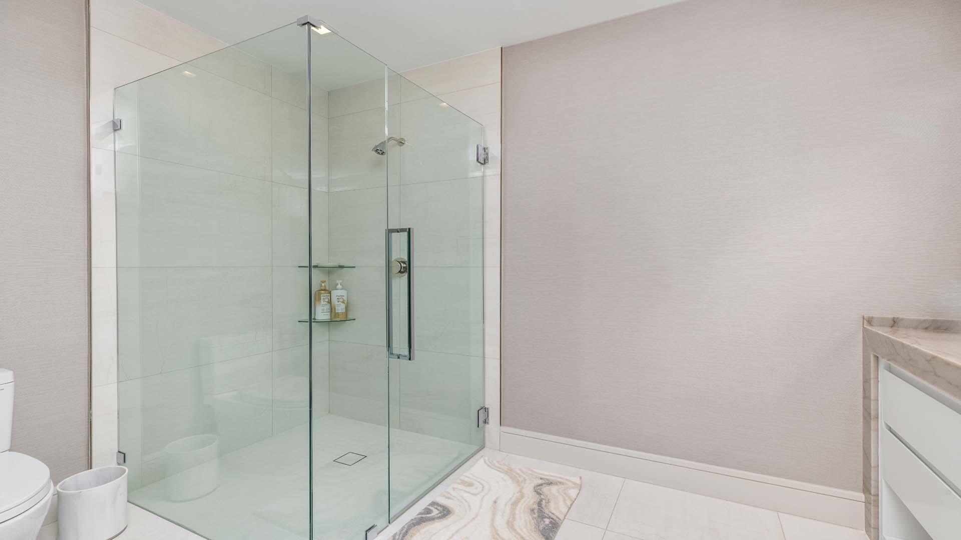 BOCA BEACH RESIDENCES CON - Residential