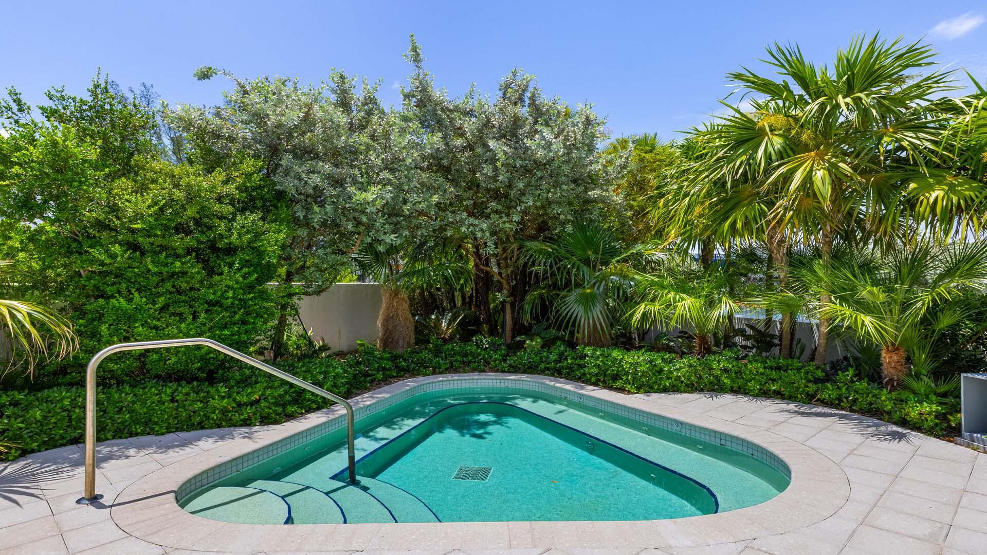 BOCA BEACH RESIDENCES CON - Residential
