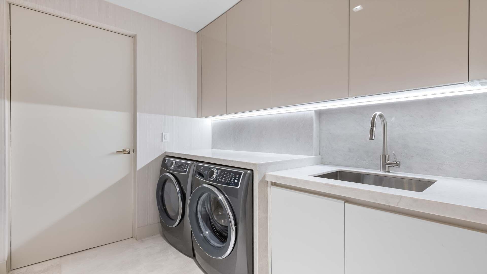 BOCA BEACH RESIDENCES CON - Residential
