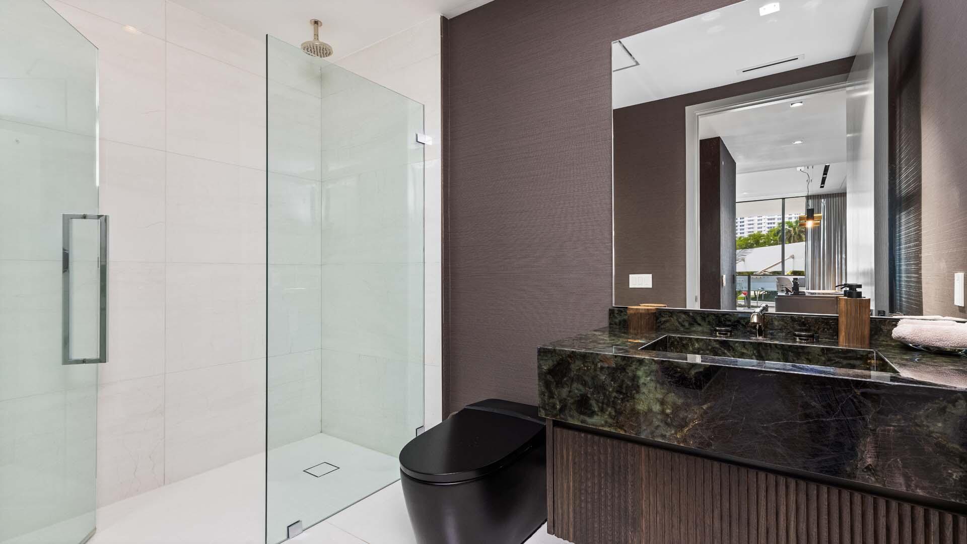 BOCA BEACH RESIDENCES CON - Residential