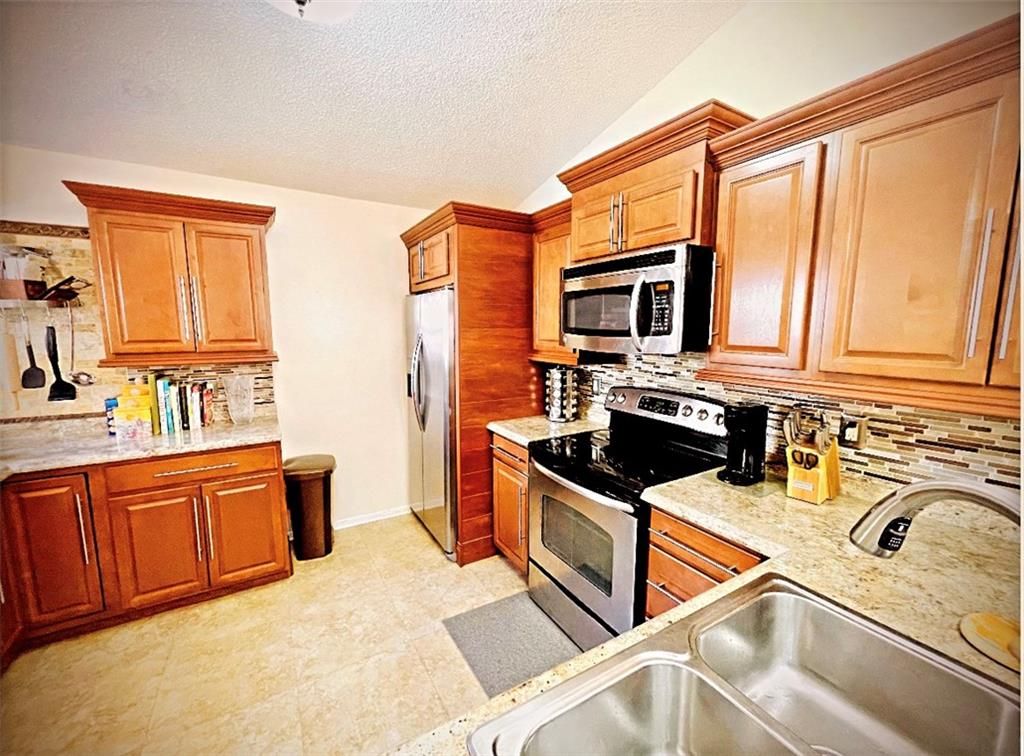 Silver Lakes At Pembroke - Residential