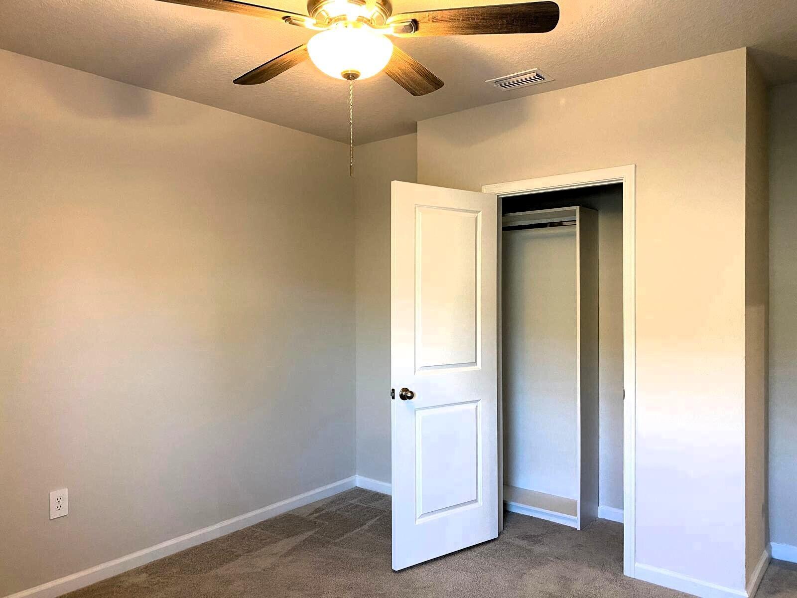 AVALON CROSSING PHASE II - Residential Lease