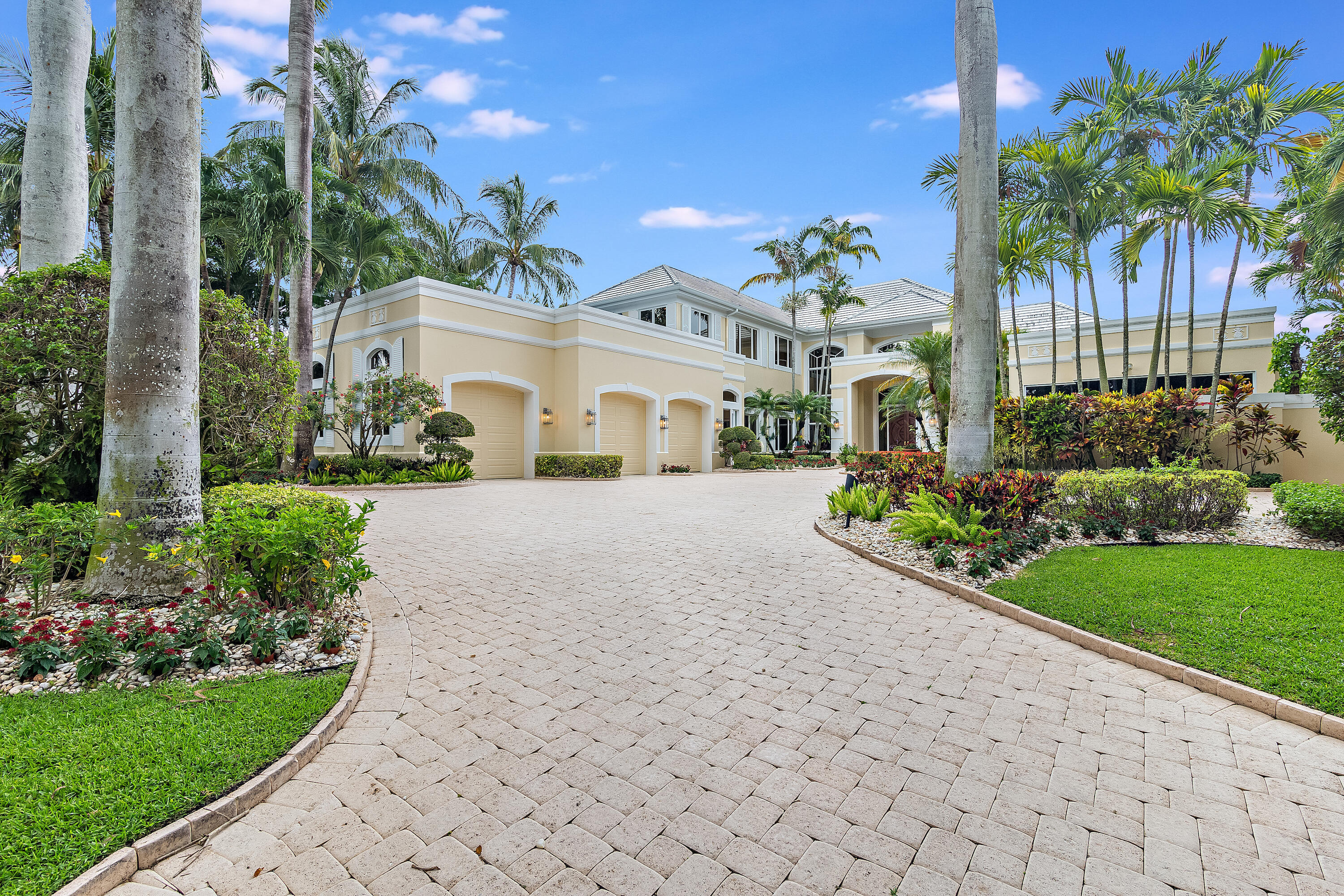 Admirals Cove - Residential