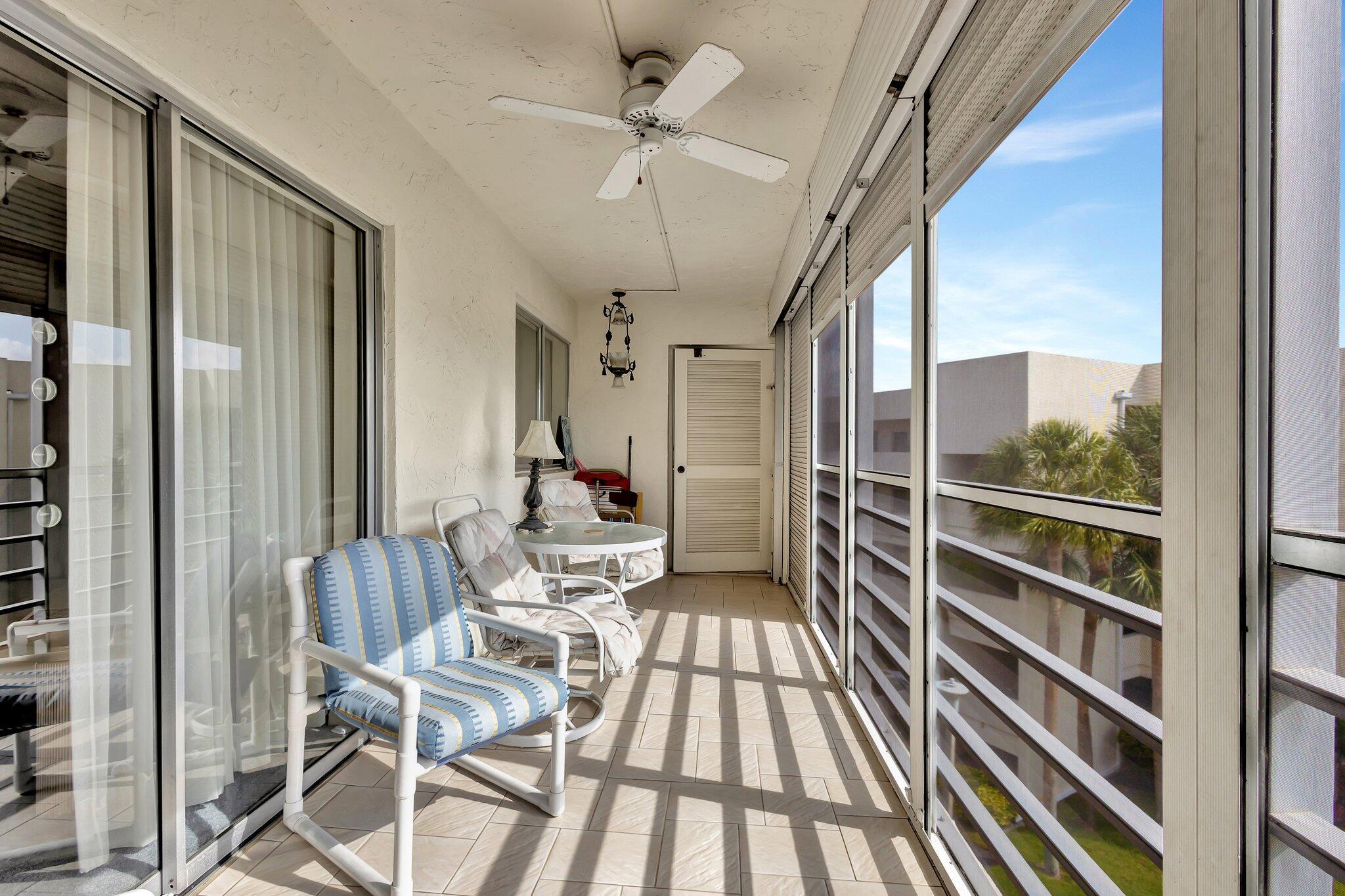 View photos, virtual tours, details... 3186 Via Poinciana 409