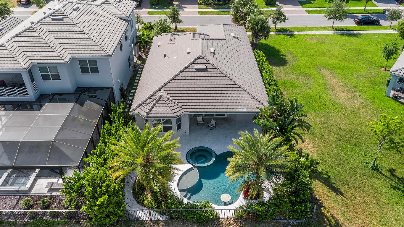 HAMMOCKS OF WESTLAKE - Residential