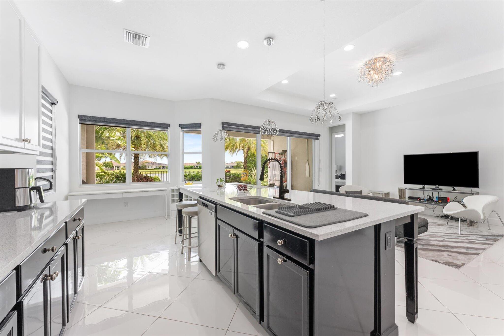 HAMMOCKS OF WESTLAKE - Residential