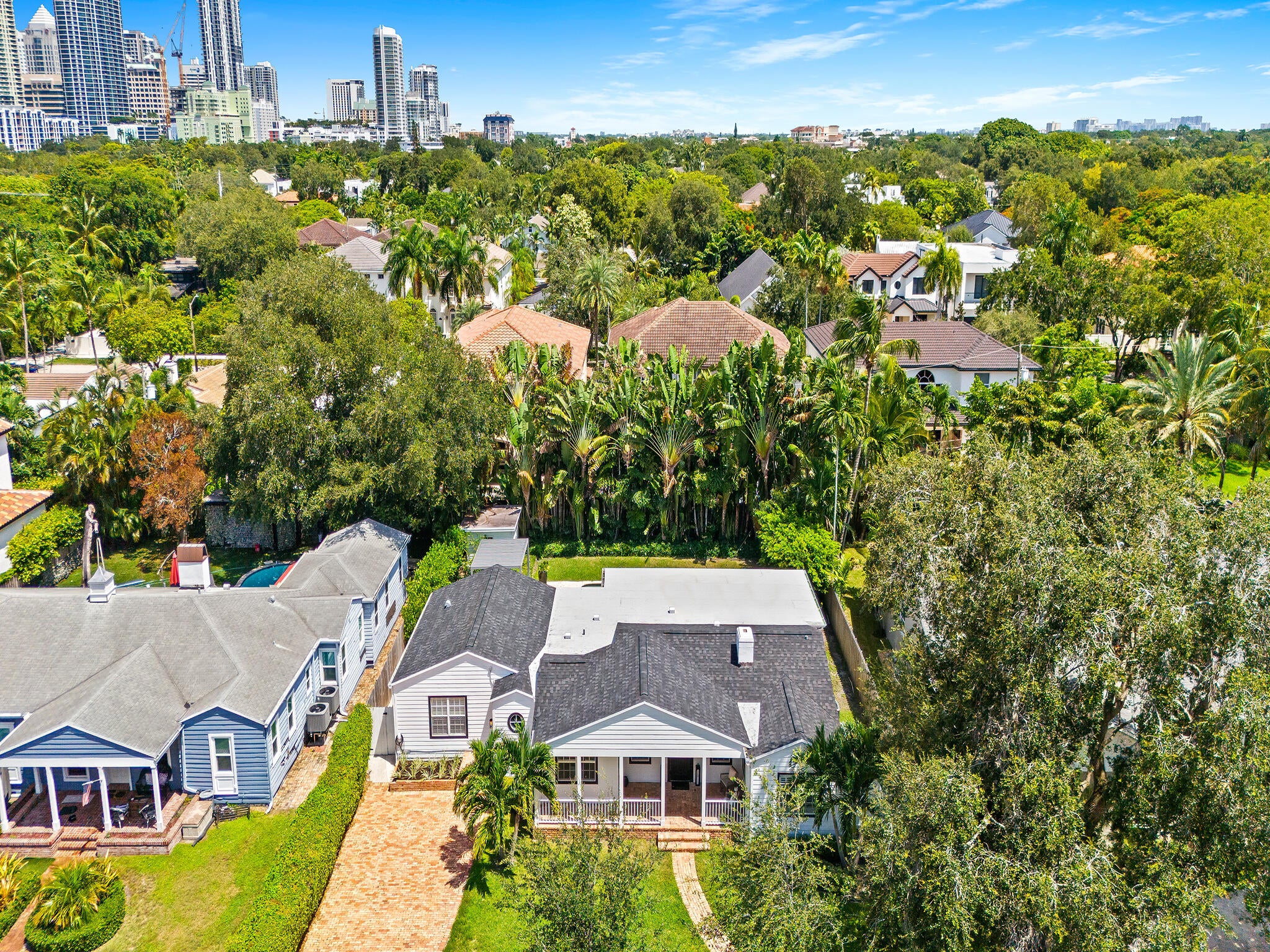 1001 SE 10th Street