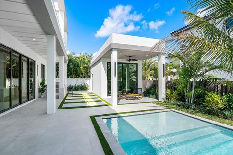 Tiny photo for 299 NE 7th Street, Boca Raton, FL 33432 (MLS # R11168746)