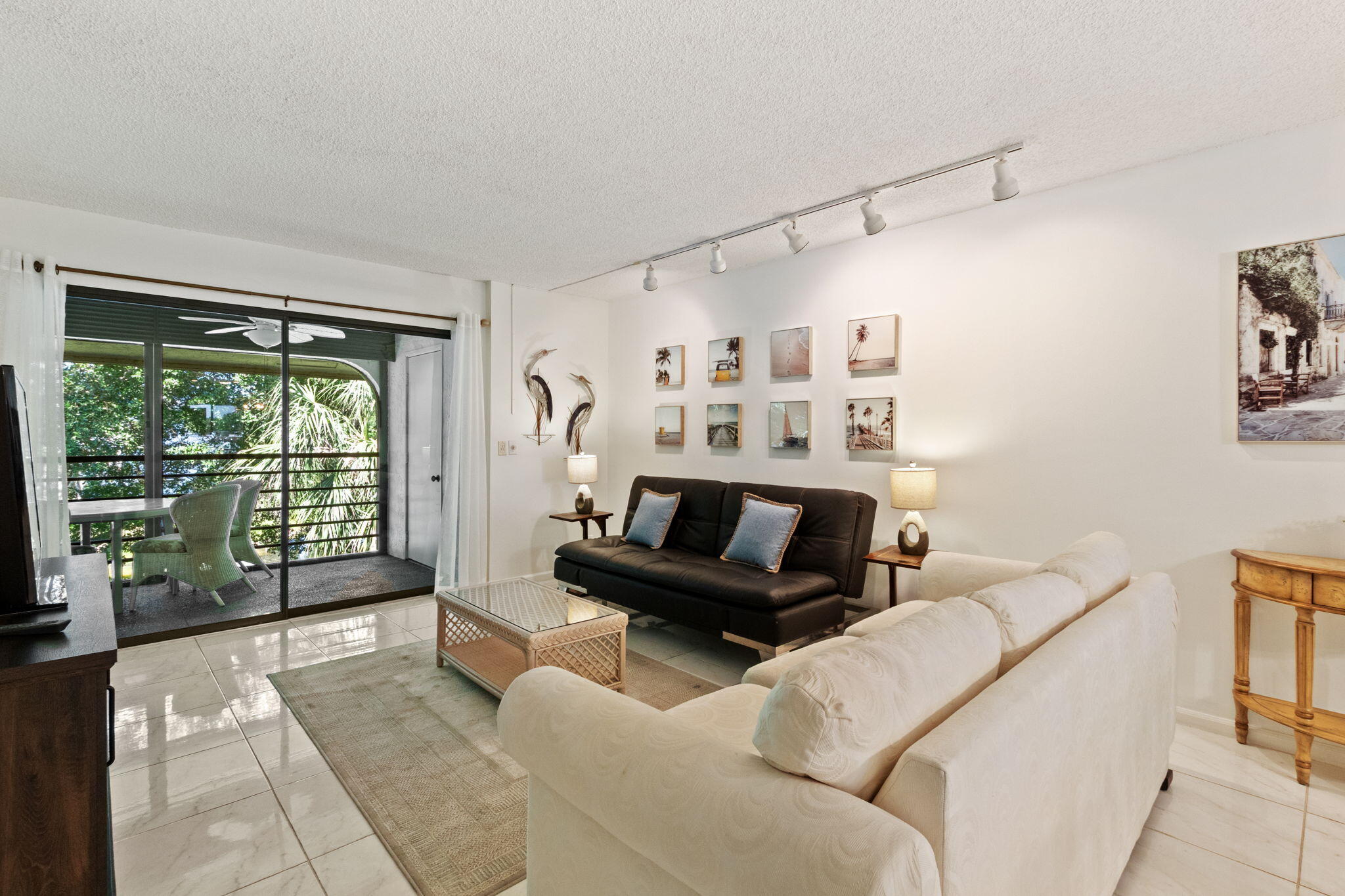 BANYAN SPRINGS LAKESIDE CONDO 3 - Residential