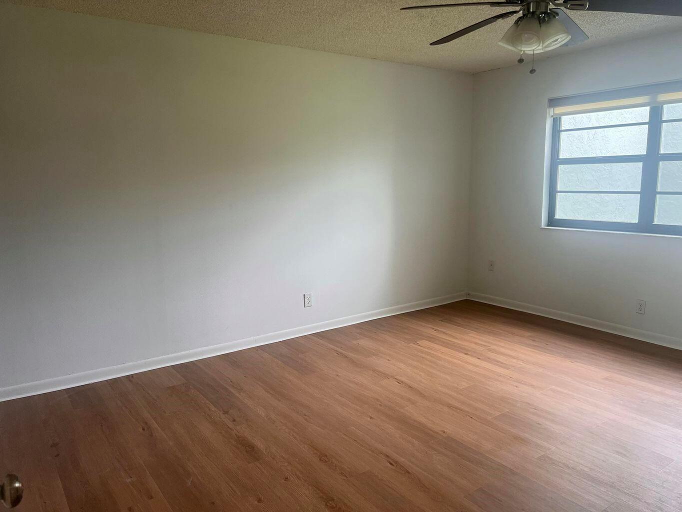 ISLE OF SANDALFOOT CONDO - Residential