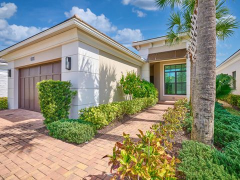 13501 Artisan Circle Palm Beach Gardens FL 33418