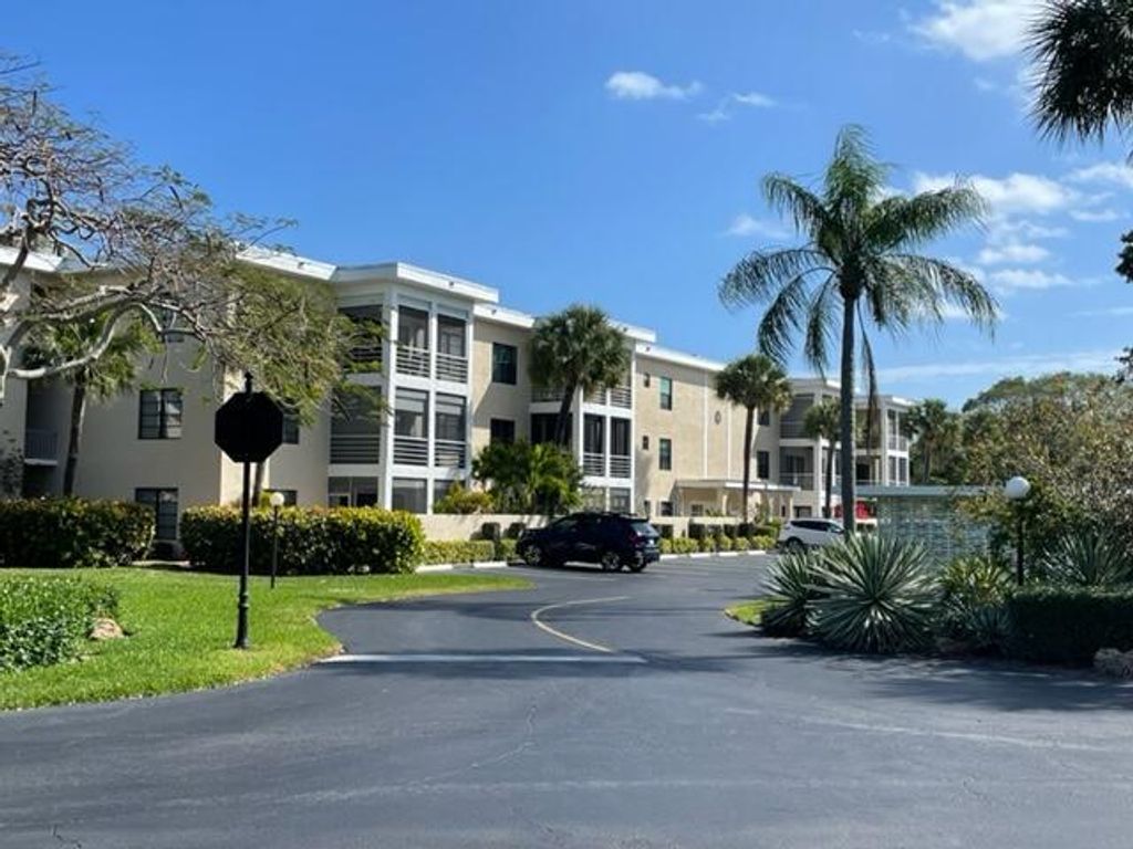 Photo of 300 N Highway A1a, #A-302, Jupiter, FL 33477 (MLS # R10975690)