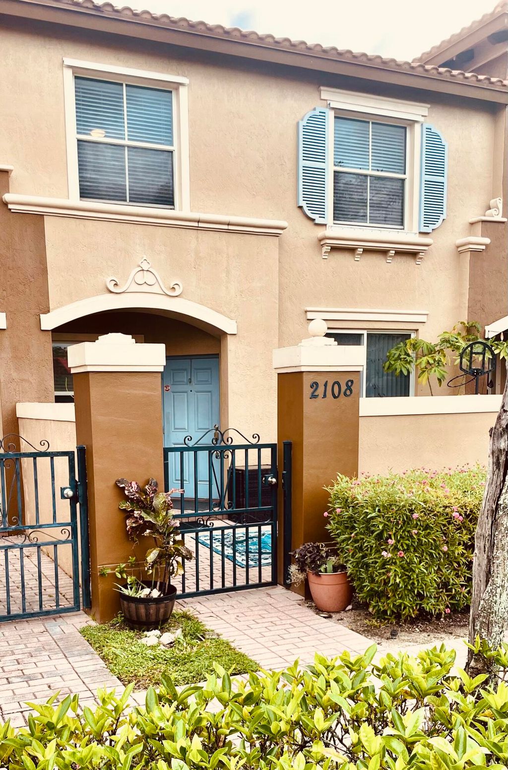 Photo of 2914 Hope Valley Street #2108, West Palm Beach, FL 33411 (MLS # B26024710)