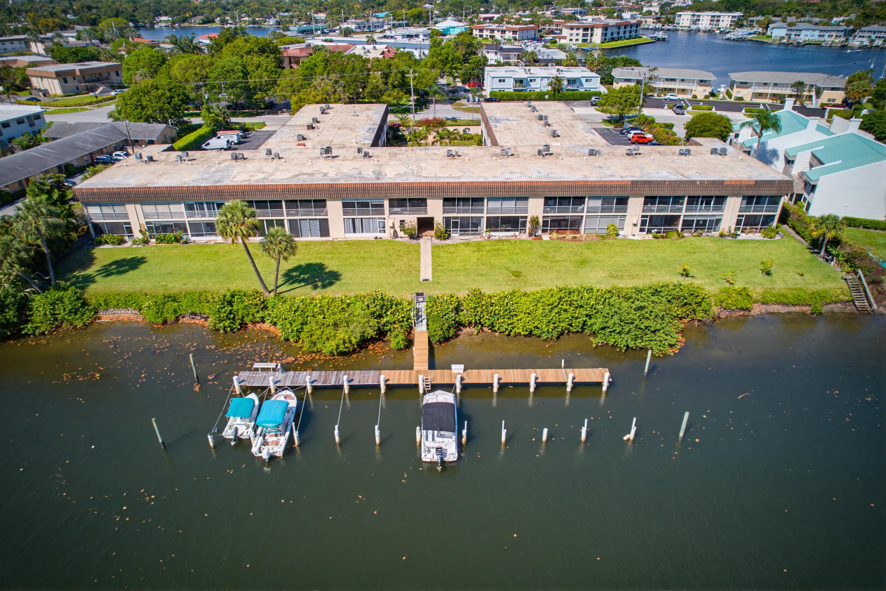 RIVER KEY CONDO - Residential