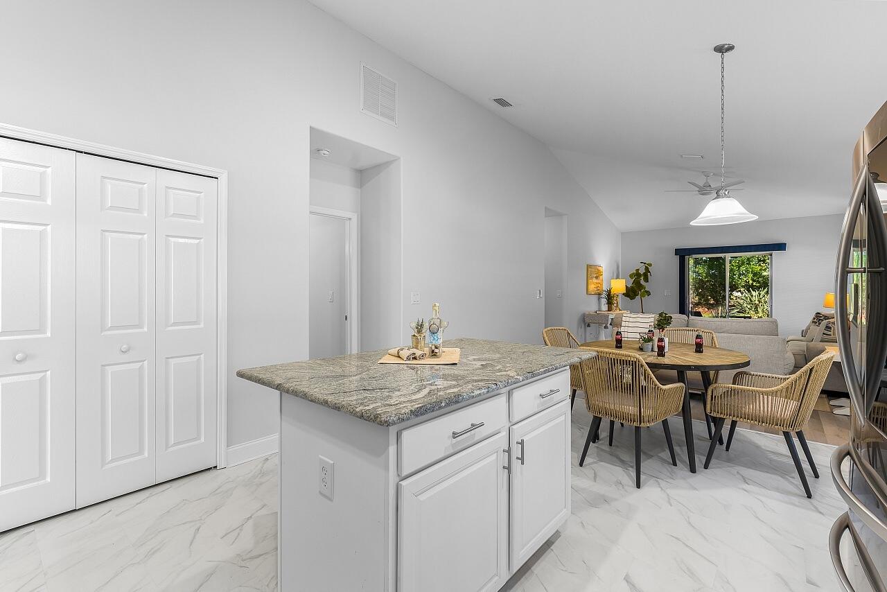 CITRUS SPRINGS VILLAGE - Residential