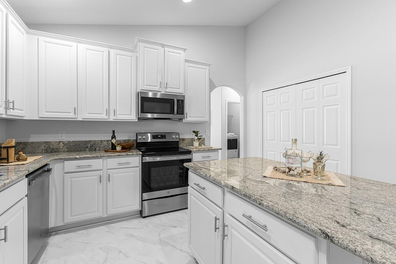 CITRUS SPRINGS VILLAGE - Residential