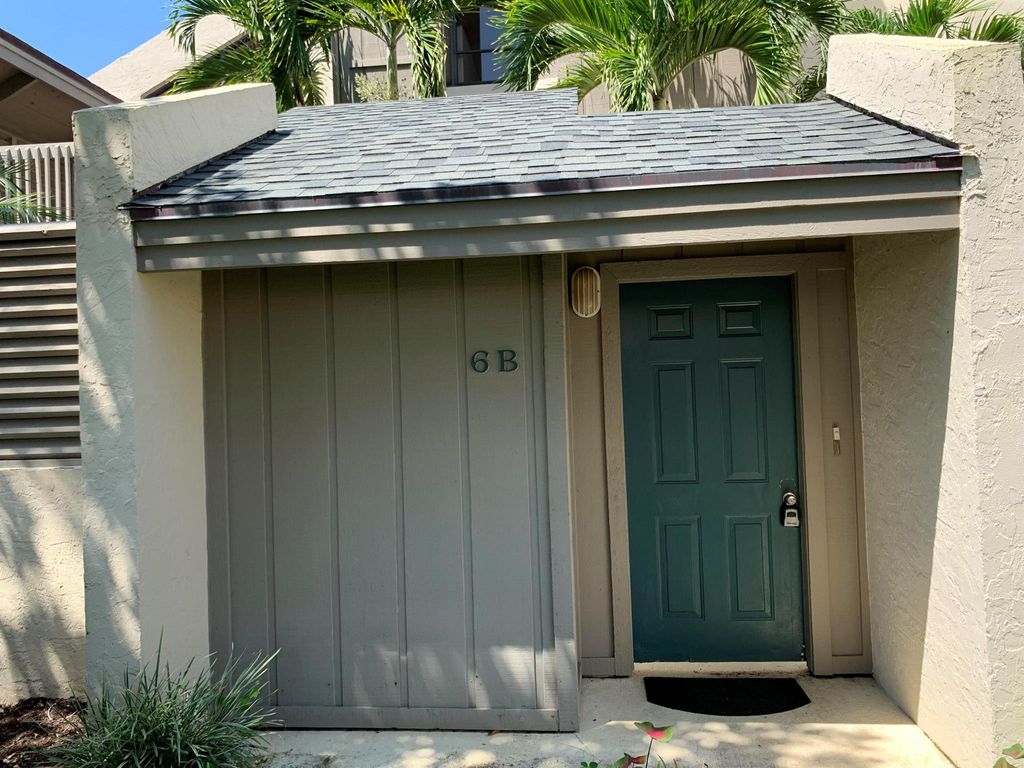 Photo of 1605 S Us Highway 1 #6b, Jupiter, FL 33477 (MLS # R10974901)