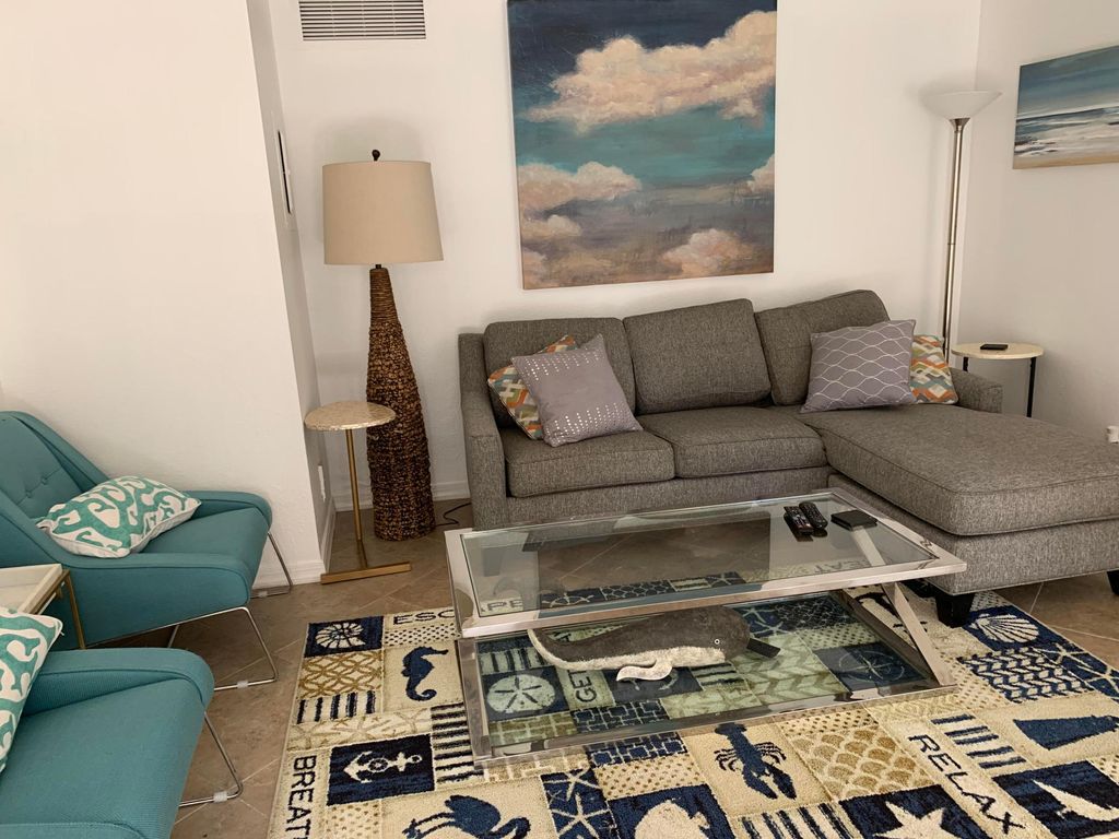 Photo of 1605 S Us Highway 1 #6b, Jupiter, FL 33477 (MLS # R10974901)