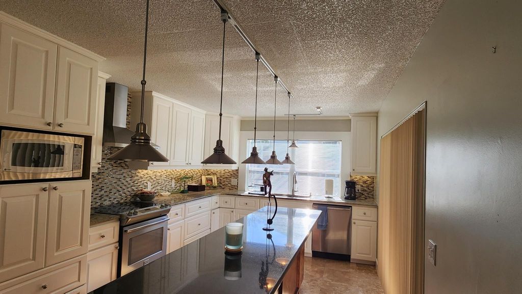 Photo of 3519 SW Sunset Trace Circle, Palm City, FL 34990 (MLS # R10963165)