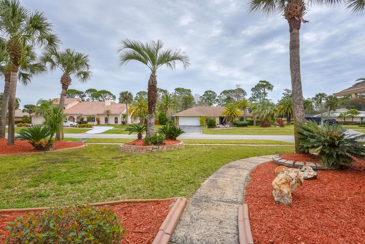 905 Pelican Bay Drive