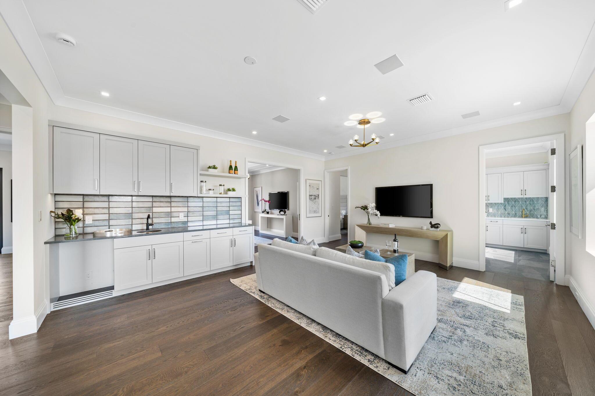 BLUE CYPRESS REPL AT PALM - Residential Lease