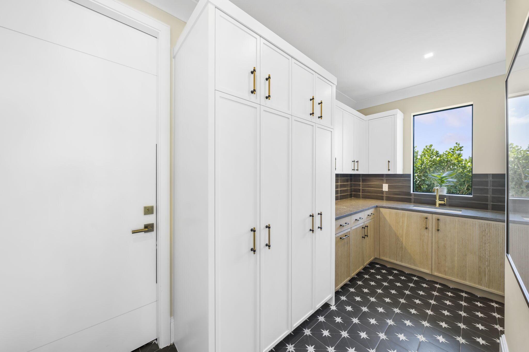 BLUE CYPRESS REPL AT PALM - Residential Lease