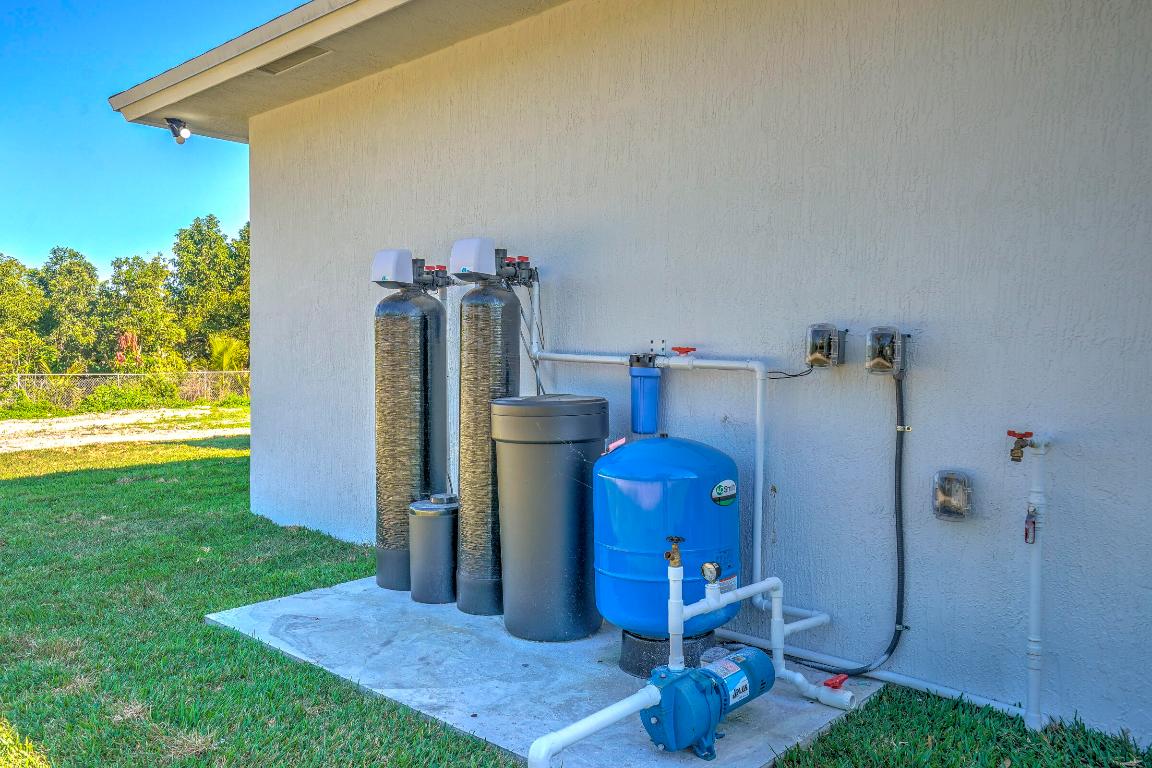 The Acreage - Residential