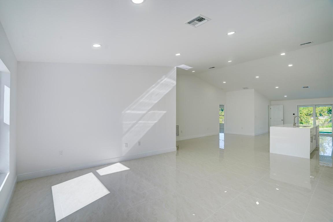 The Acreage - Residential