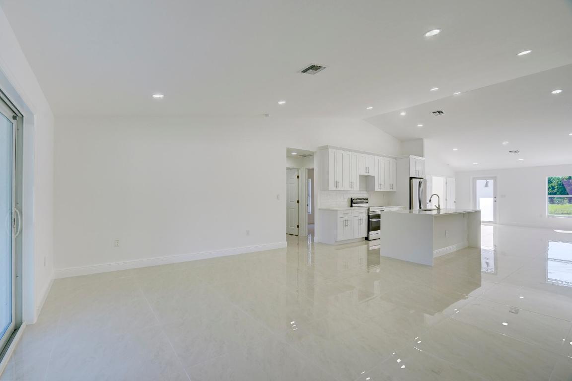 The Acreage - Residential