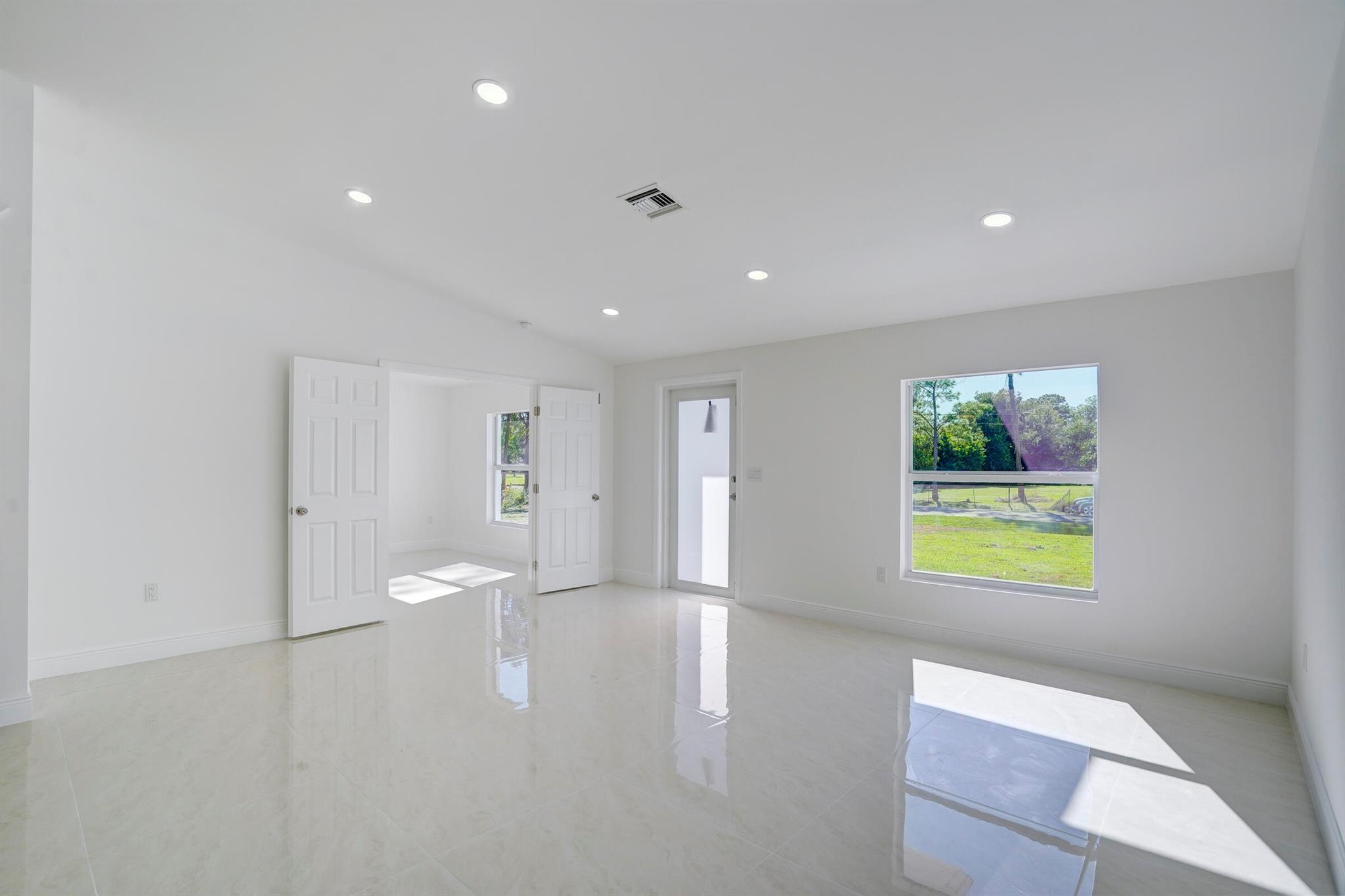 The Acreage - Residential