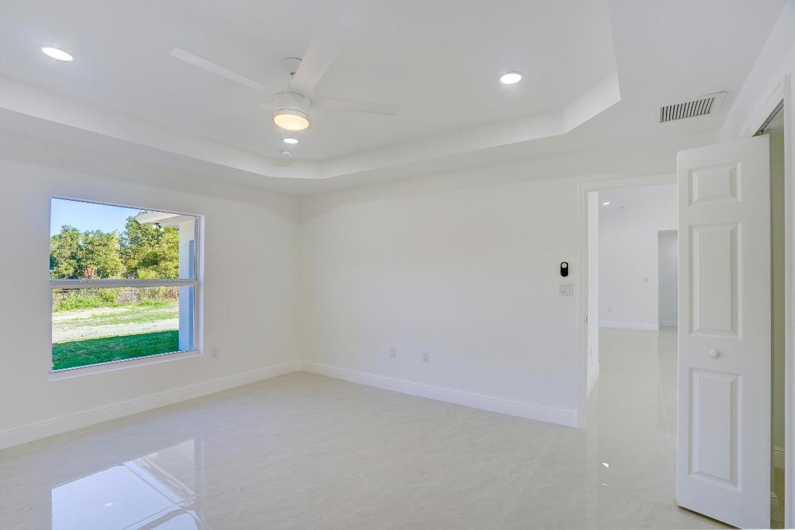 The Acreage - Residential