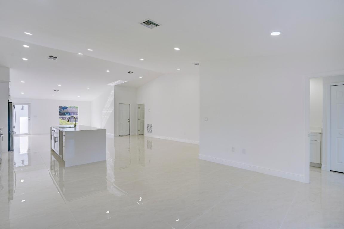 The Acreage - Residential