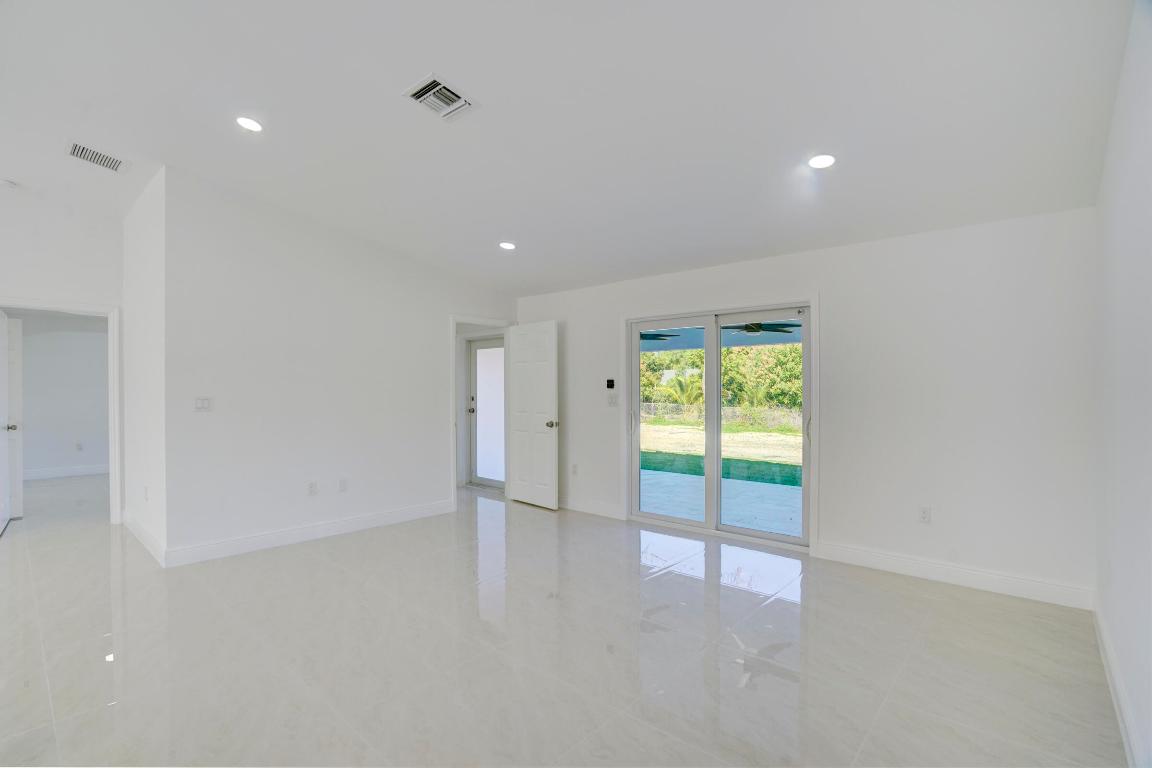 The Acreage - Residential