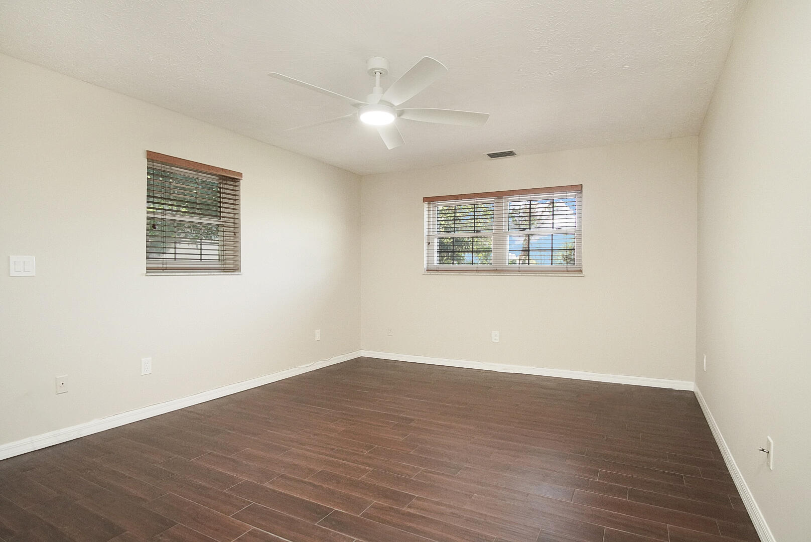 LEILANI HEIGHTS - Residential