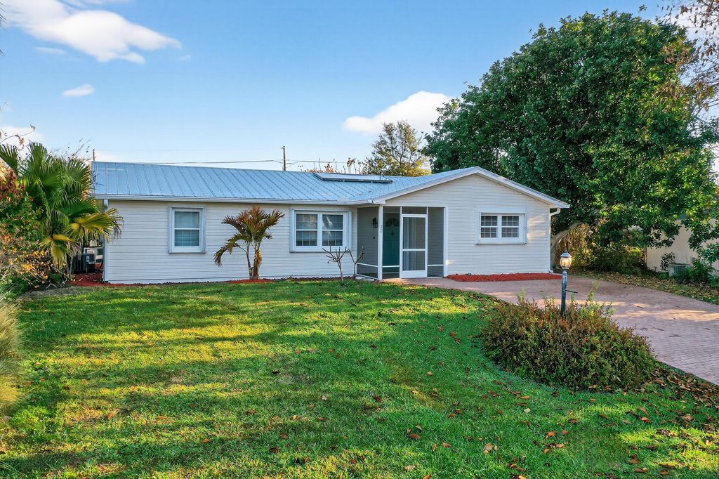 Photo of 2315 NE 19th Court, Jensen Beach, FL 34957 (MLS # B26005498)