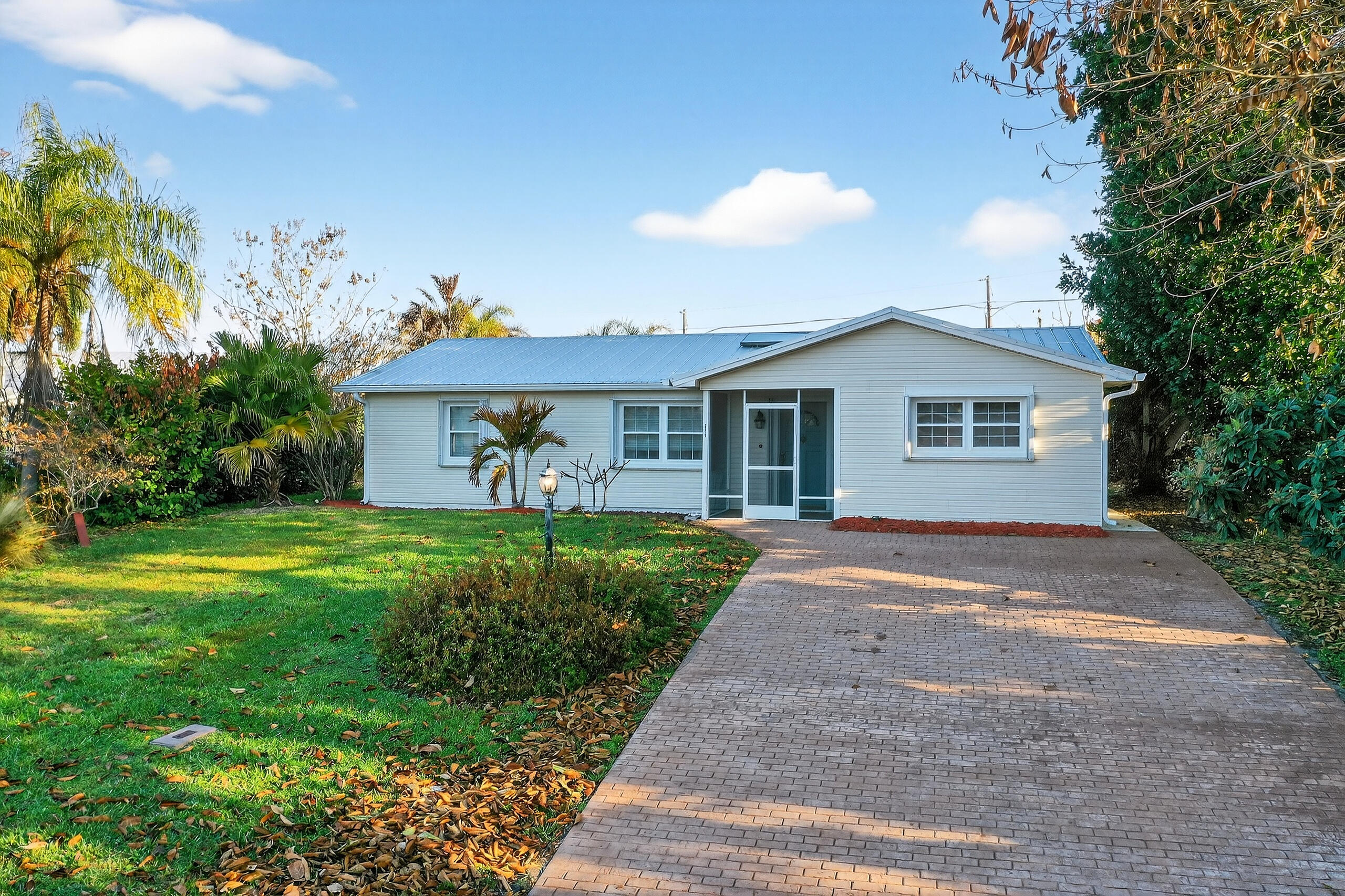 LEILANI HEIGHTS - Residential