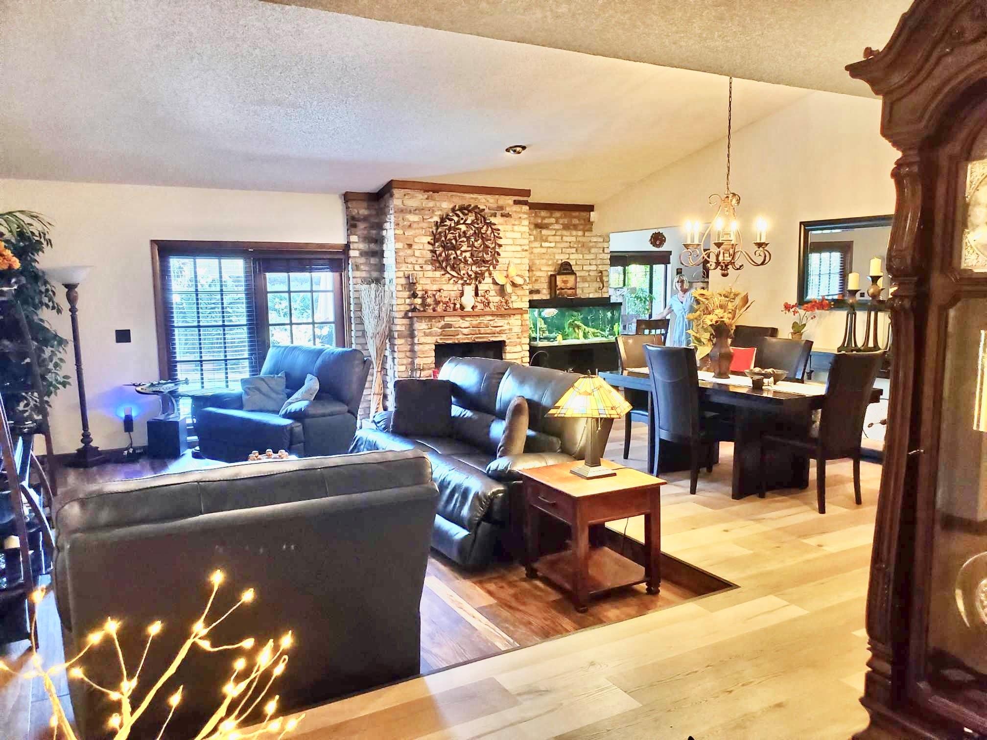 BOULEVARD WOODS NORTH - Residential
