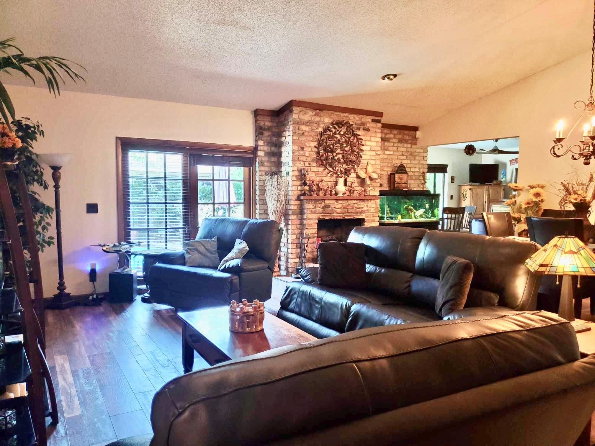 BOULEVARD WOODS NORTH - Residential