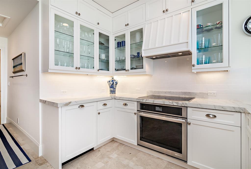 OCEAN HOUSE THREE CONDO - Residential