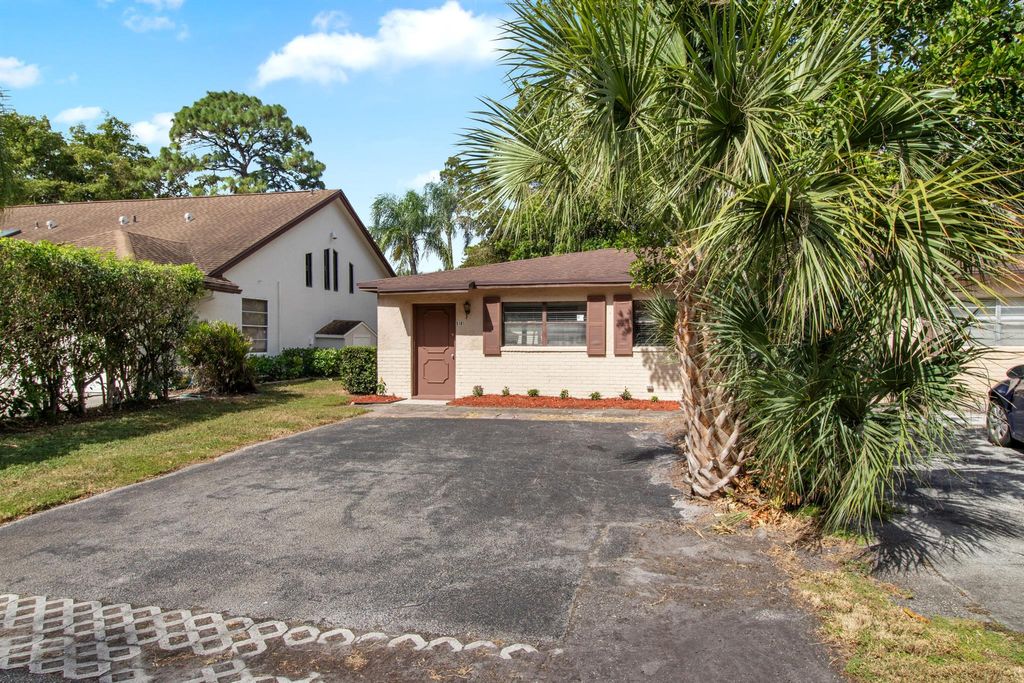 Photo of 5161 Rose Hill Drive, Boynton Beach, FL 33437 (MLS # R10933826)