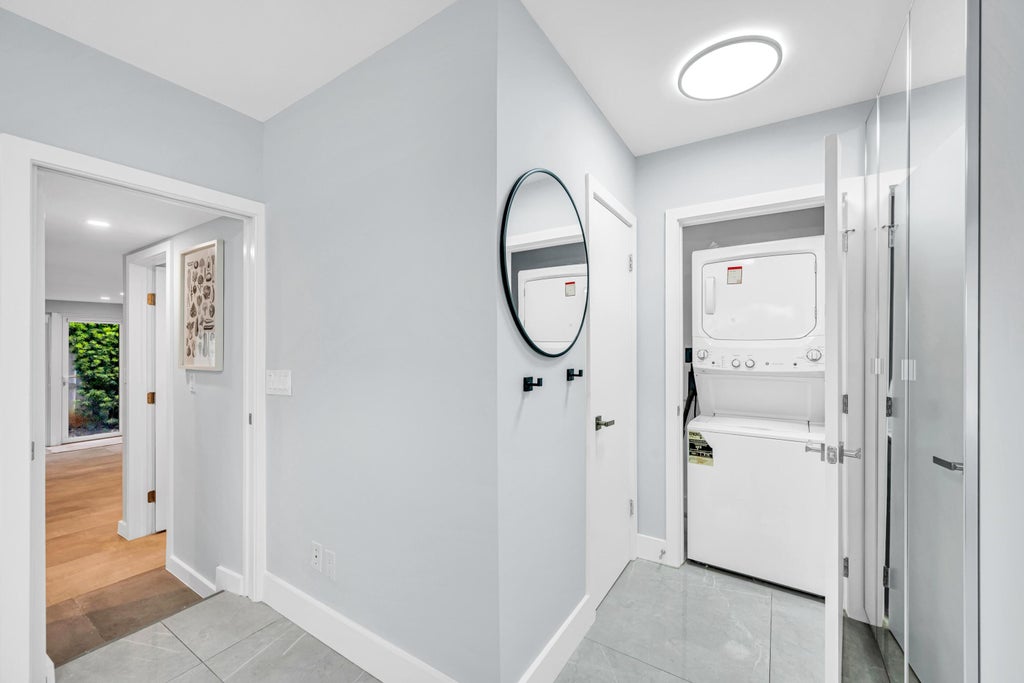 Photo of 828 NE 17TH Way #2, Fort Lauderdale, FL 33304 (MLS # B26061319)