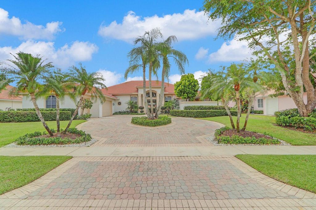 Photo of 10802 Egret Pointe Lane, West Palm Beach, FL 33412 (MLS # B26043543)