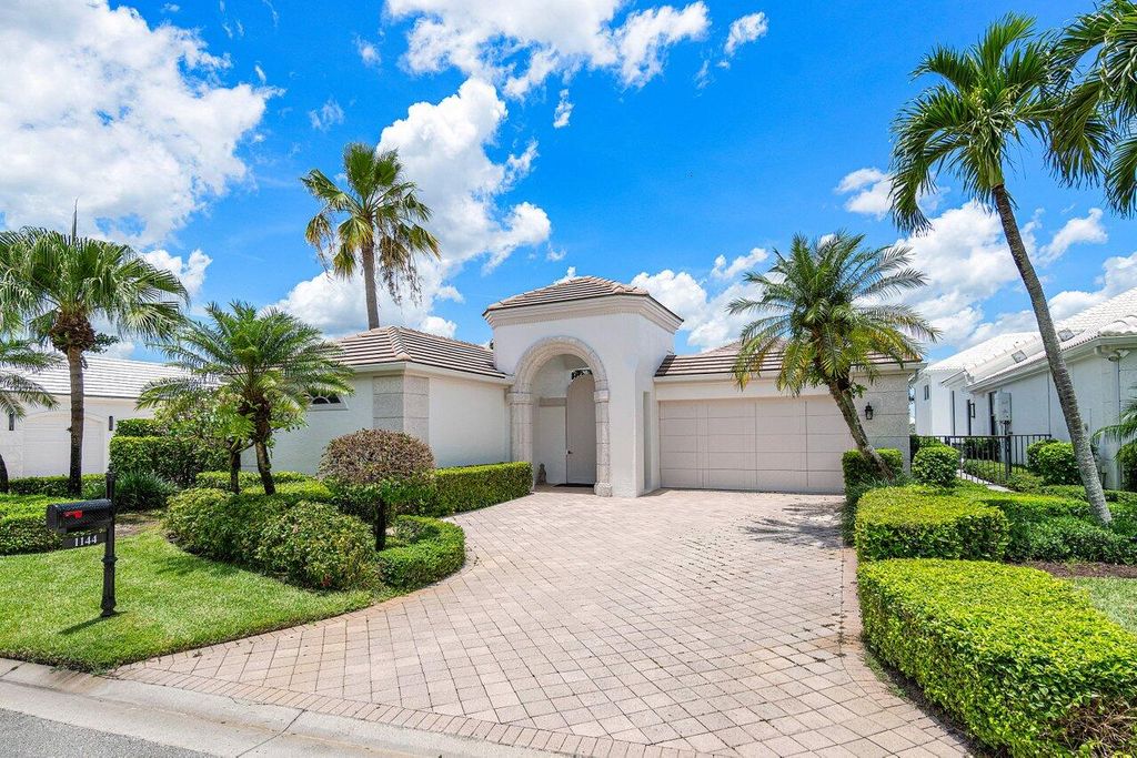 Photo of 1144 Crystal Drive, Palm Beach Gardens, FL 33418 (MLS # R11003349)