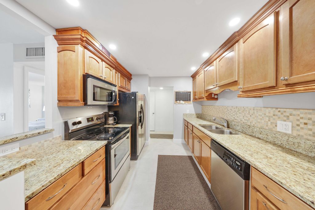Photo of 951 De Soto Road #231, Boca Raton, FL 33432 (MLS # R11121427)