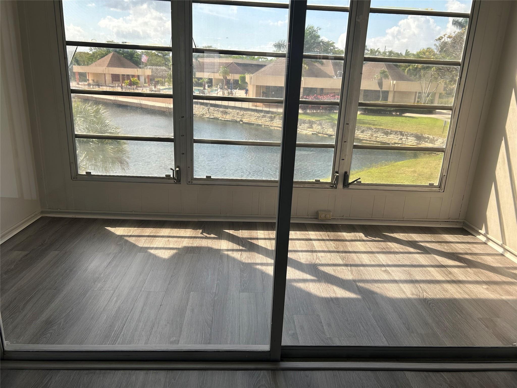 Sunrise Lakes Phase 1 - Residential