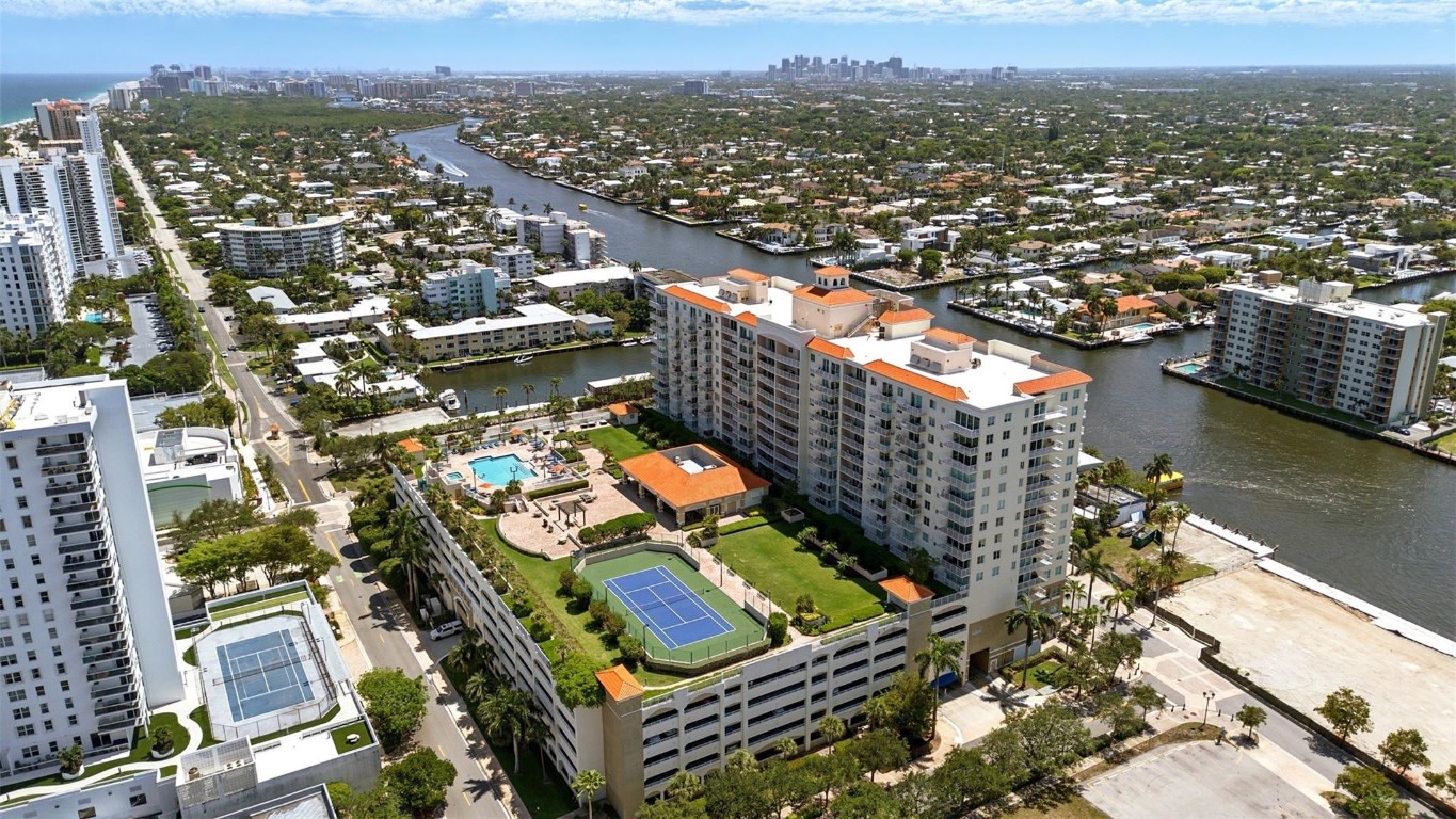 3020 NE 32nd Avenue 524