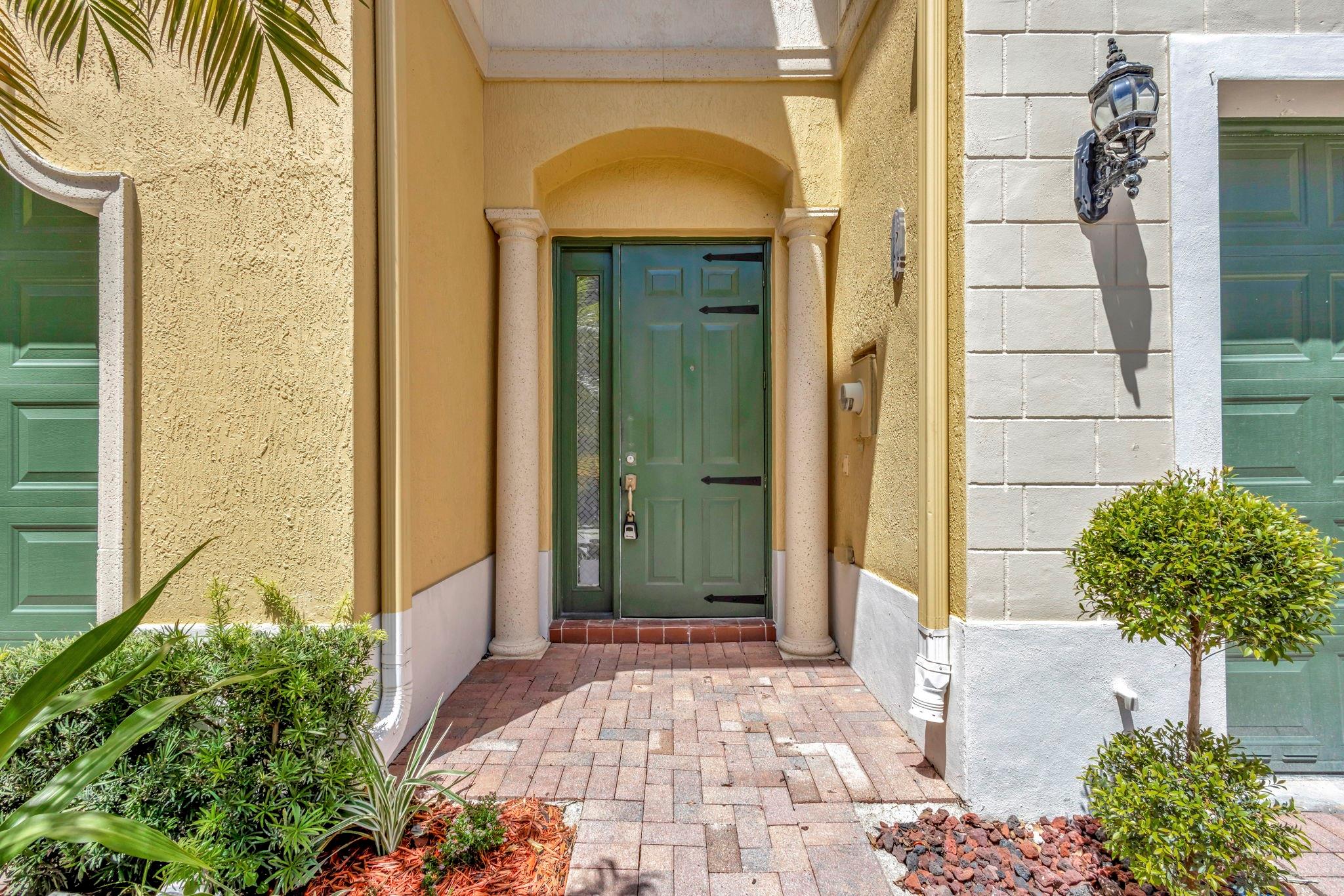 New in the Market, upgraded townhouse in the beautiful Bella Vista community. Features include stunning updated bathroom vanities, faucets & mirrors, new wood self-close kitchen cabinets, granite countertops, stainless steel appliances, new water heater, 11 ft. ceilings and vaulted ceiling in primary suite with balcony, recessed lighting, tile floors, fresh paint, and upstairs washer/dryer for convenience. Minutes to Wellington Polo & Equestrian Fields, Commons Park, golf, Lion Country Safari, hospitals, shopping & dining.
