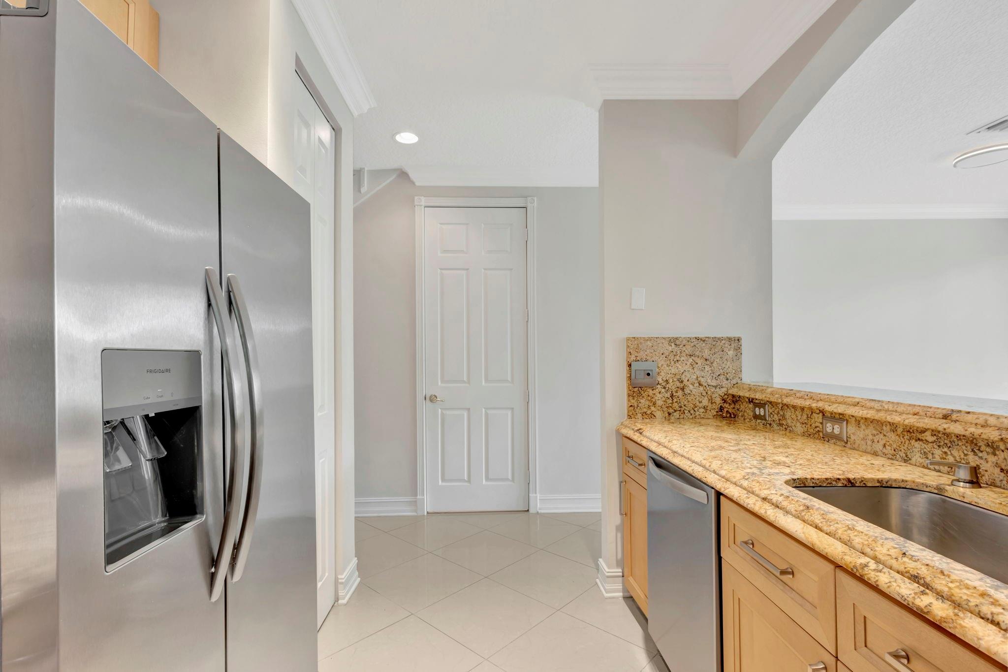 105 Bella Vita Dr 105