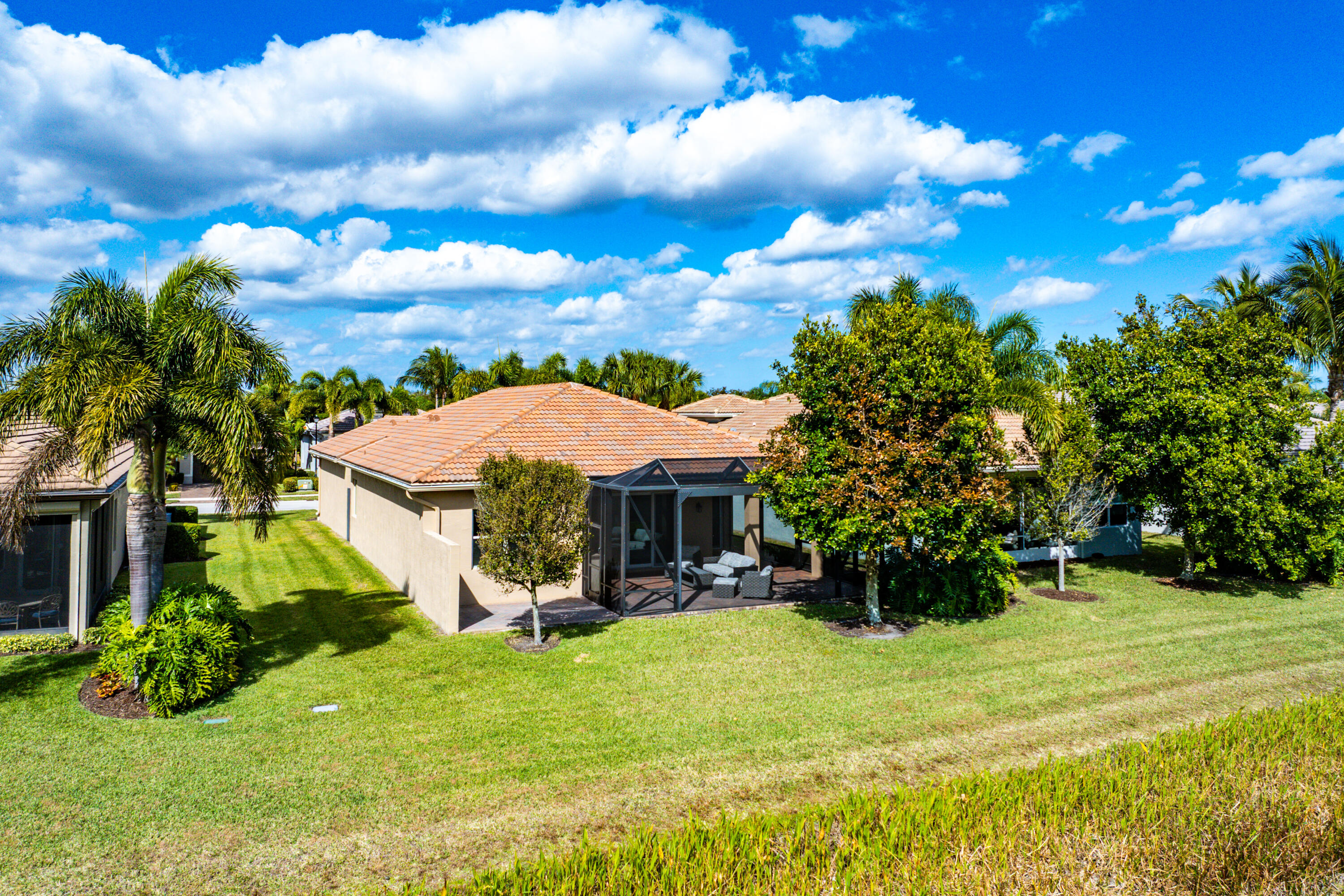 Valencia Bay - Residential